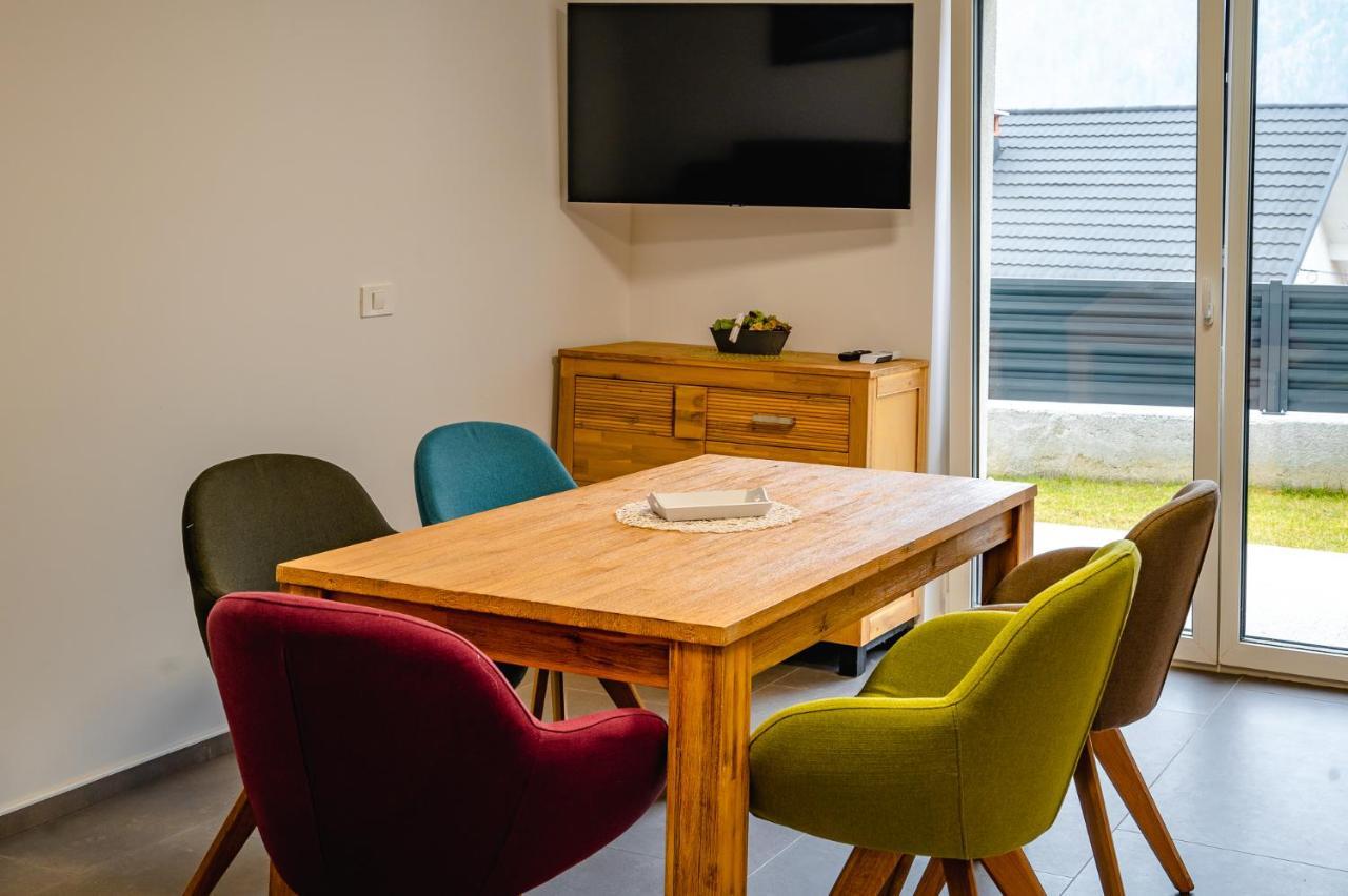 Apartments Luxury Ad Jesenice Eksteriør billede
