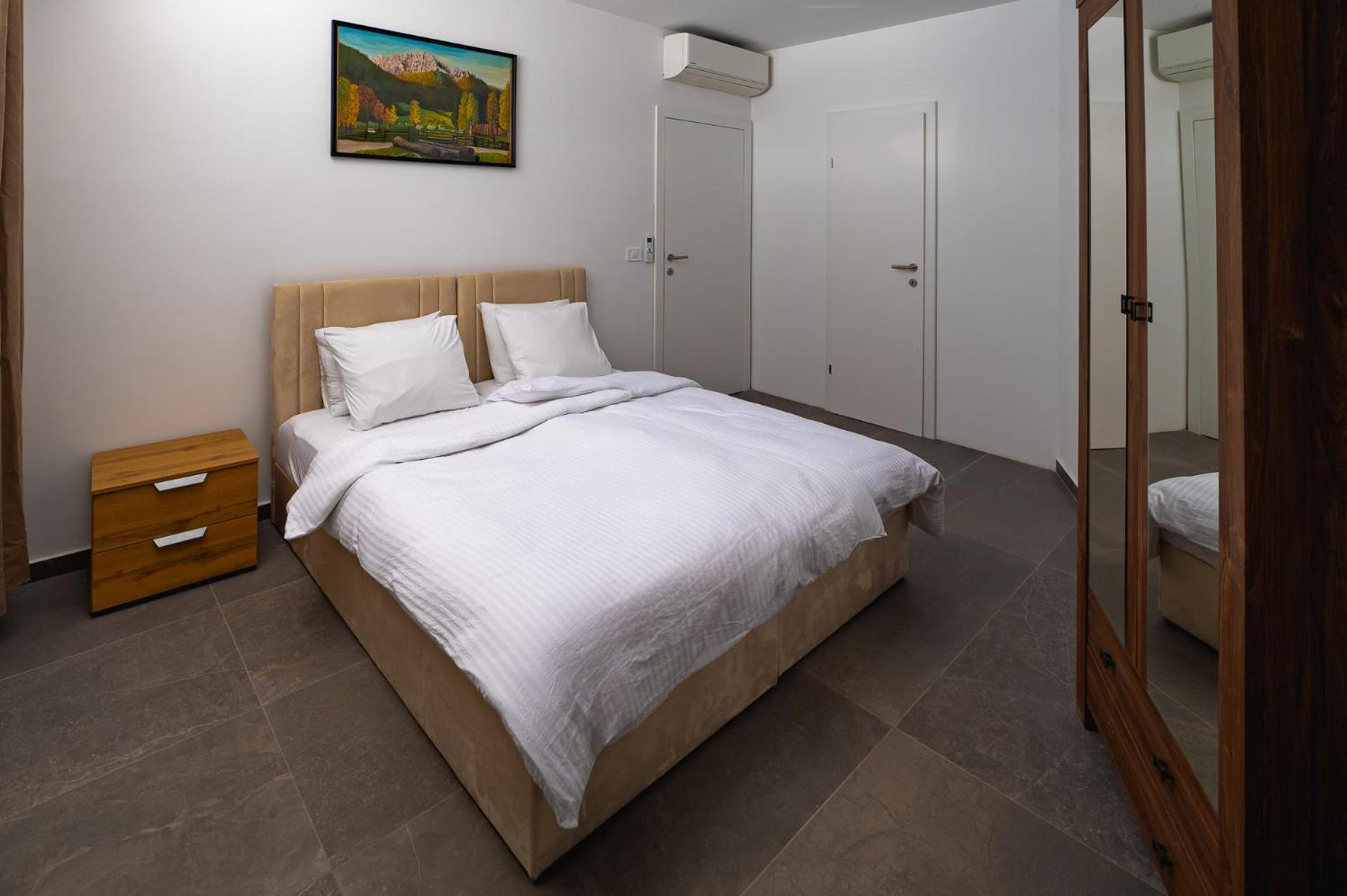 Apartments Luxury Ad Jesenice Eksteriør billede